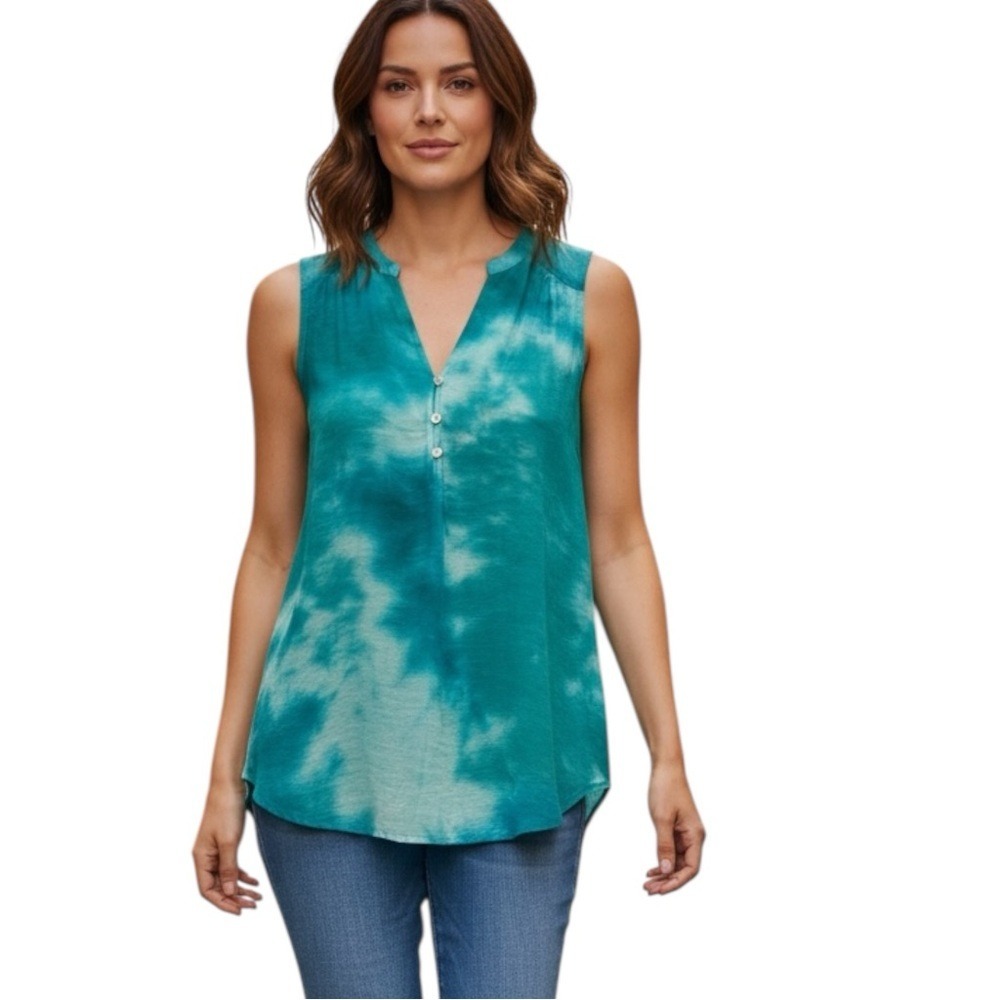 St John's Bay, Women's,‎ Green, 3-Button Top, Size PS